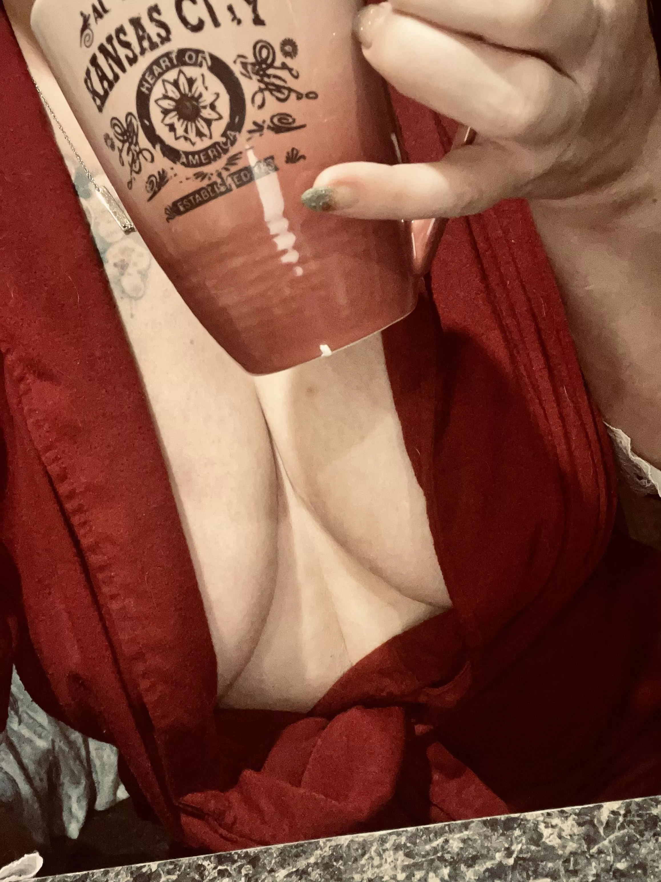 I took a little extra time this morning to enjoy the warmth in my belly. 😏☕️😉