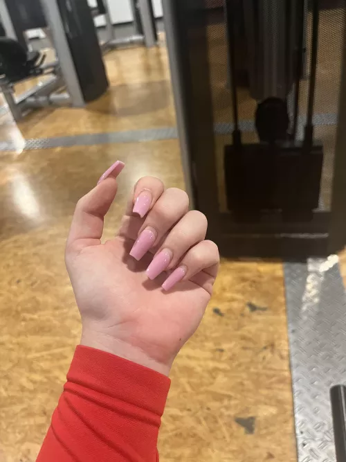 I wanna scratch you 😈