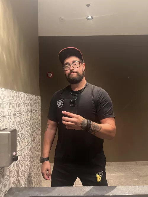 It’s A Good Night @ Work! Hopefully The Rest of Y’all Had A Good Day