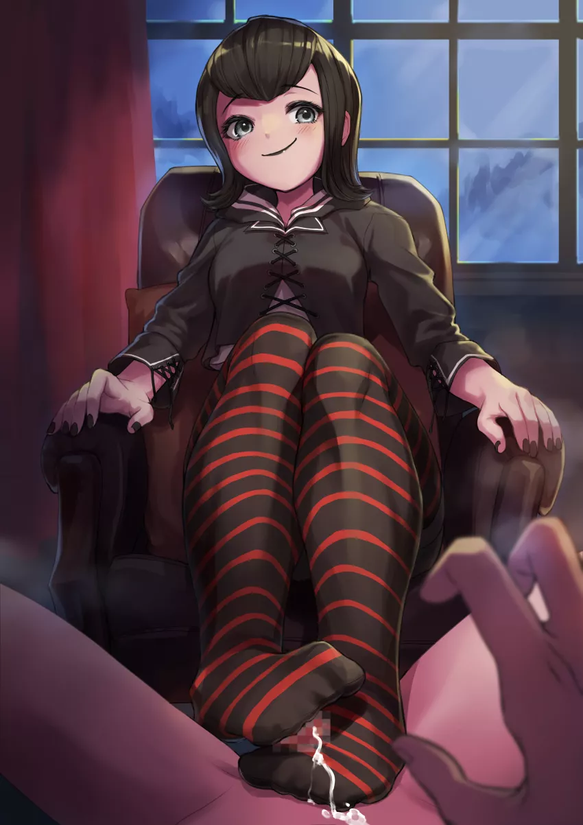 Mavis footjob (sahara1127) [Hotel Transylvania]