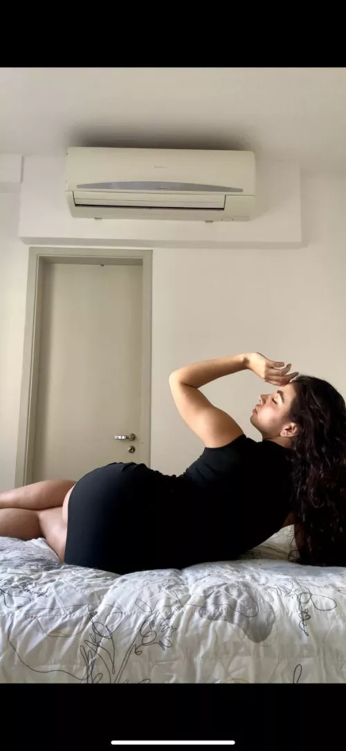 Resting this gorgeous body