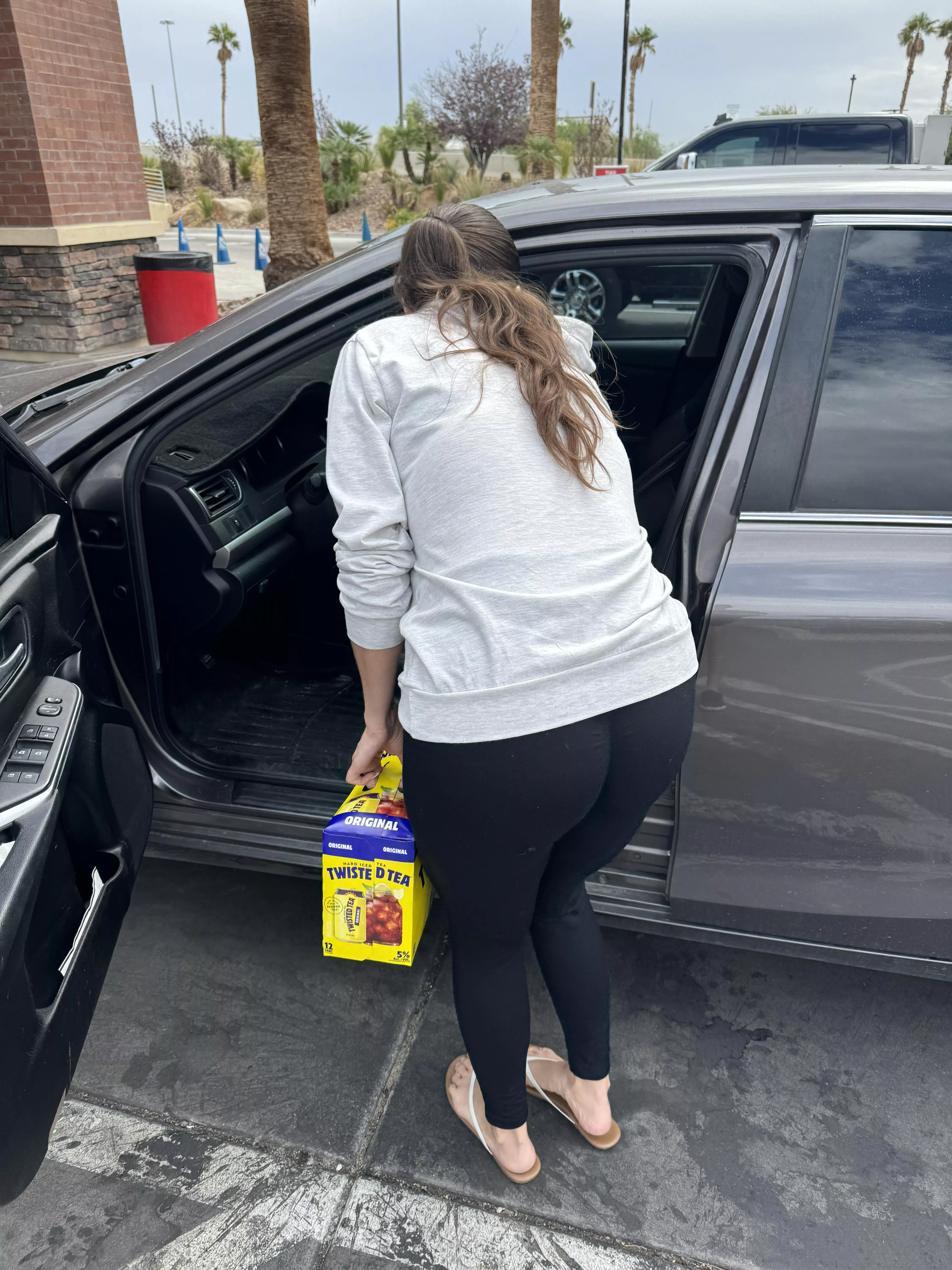 Tea anyone? Wish I had some nachos right about now lol 😆