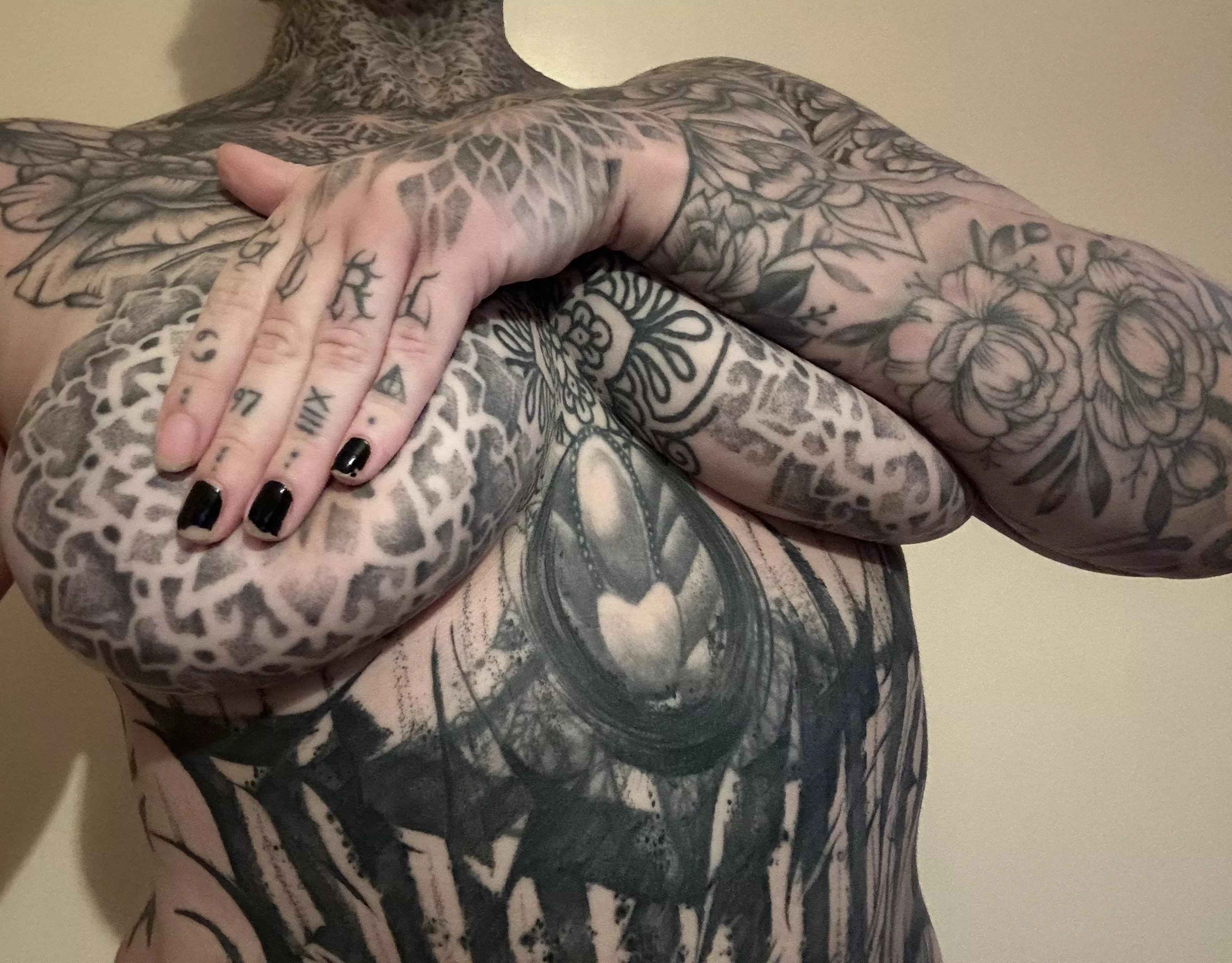 Up close mandala tits ❤️