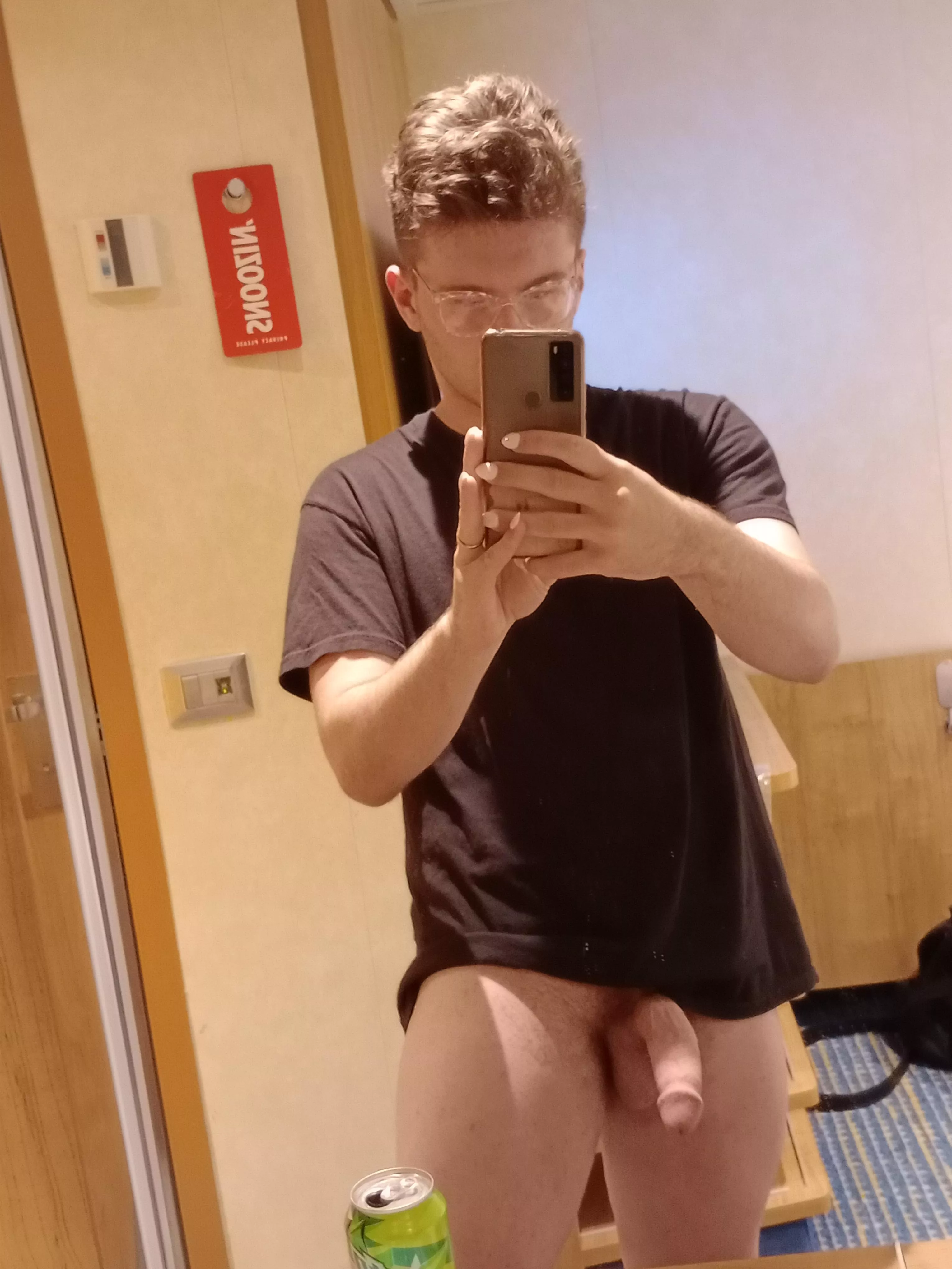 Wanna Suck On My Teen Cock??