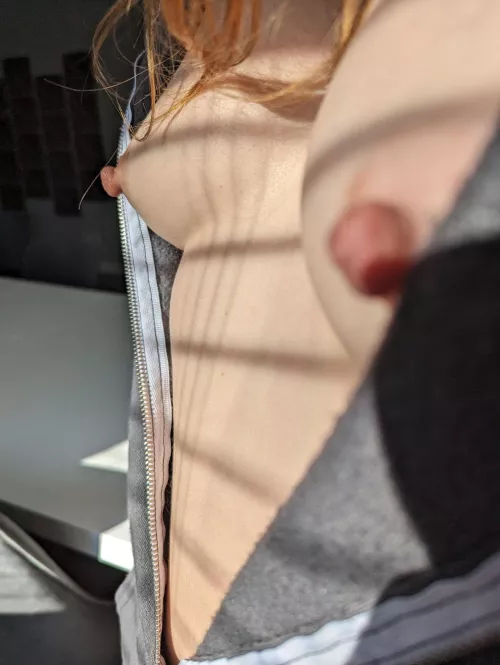 Watch your eye there.