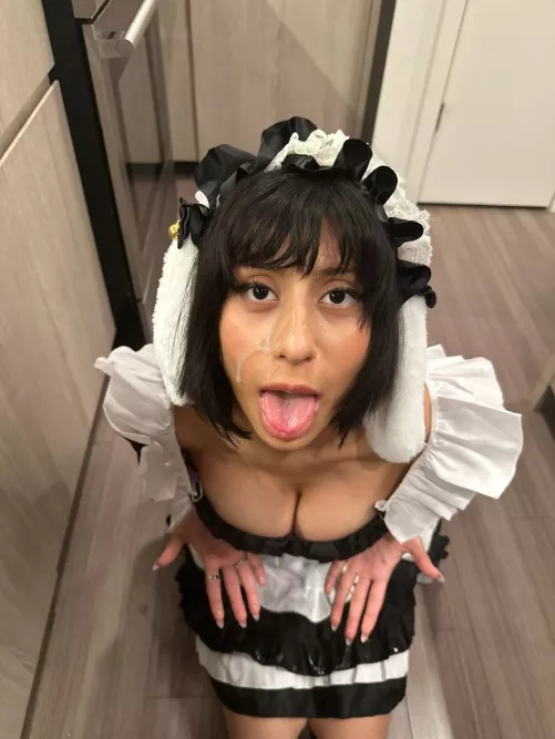 What do you call a girl that starts every morning like this