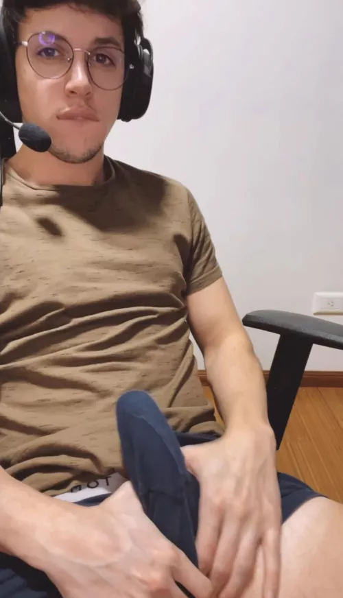 Who is going to play with my joystick? 😏🔥