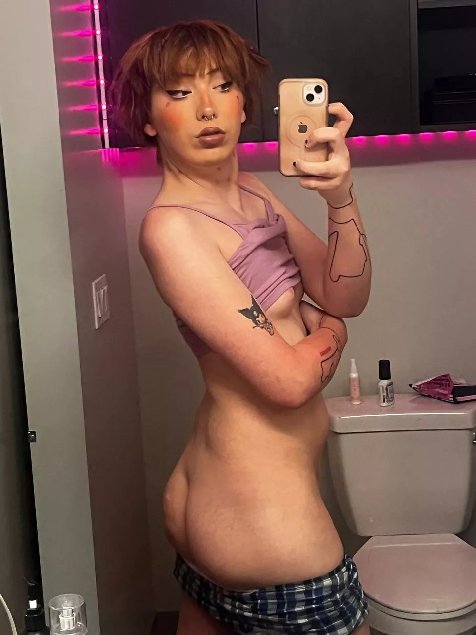 any straight guys wanna turn gay for me?