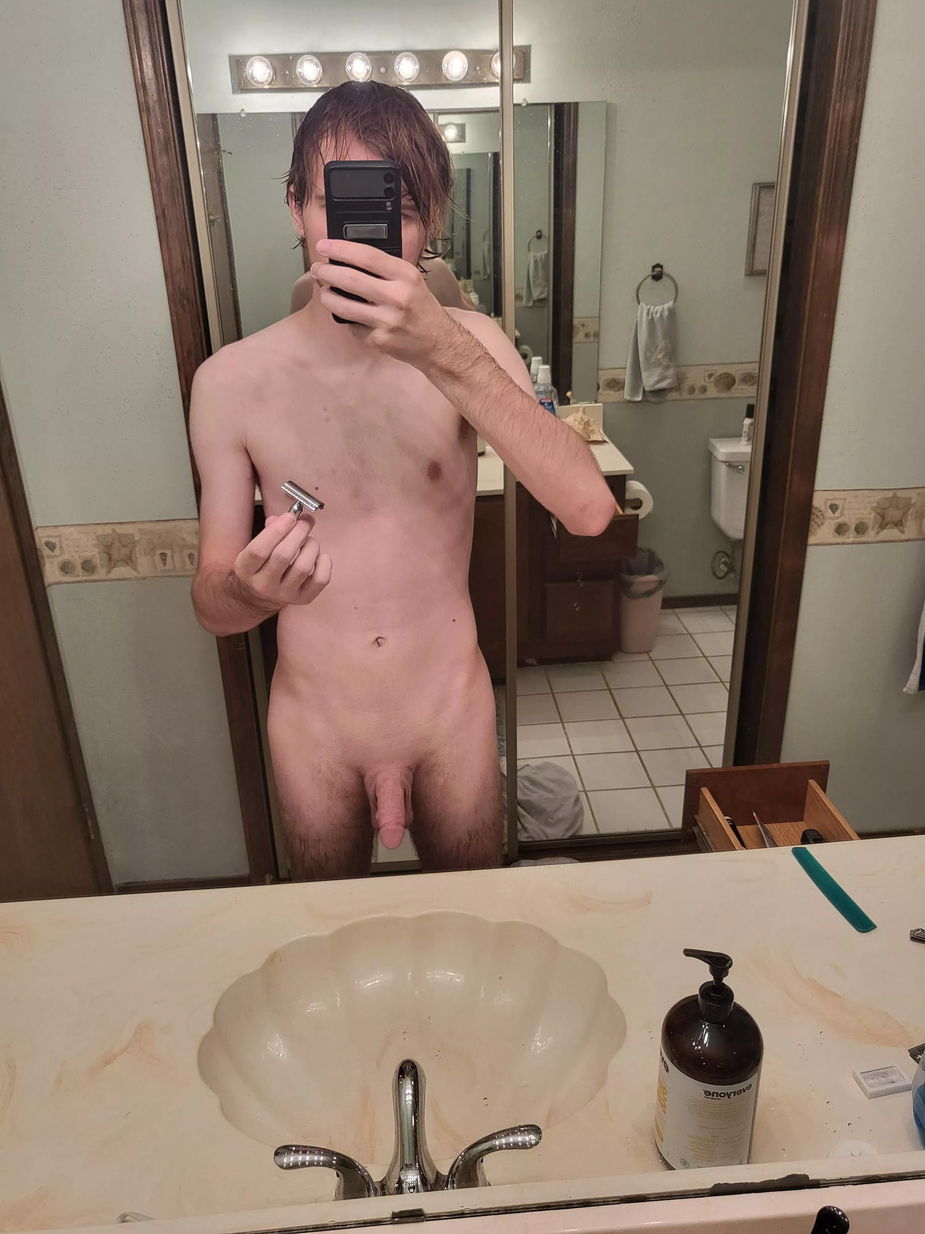 first time shaving my chest, belly, and public hair, you like? (21)