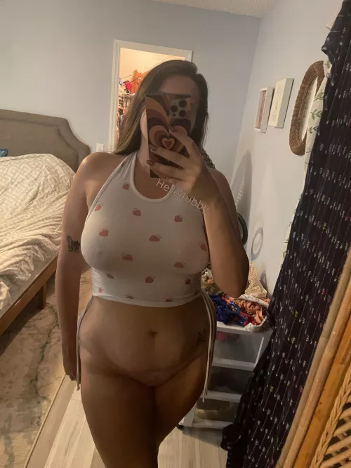 Hope y’all don’t mind a slightly chubby mombod