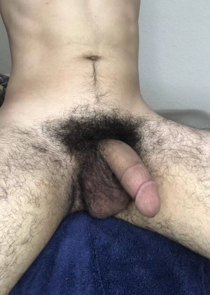 Just hanging out [21]