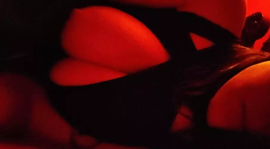 Last post got removed for not being gonewild enough, hb this?