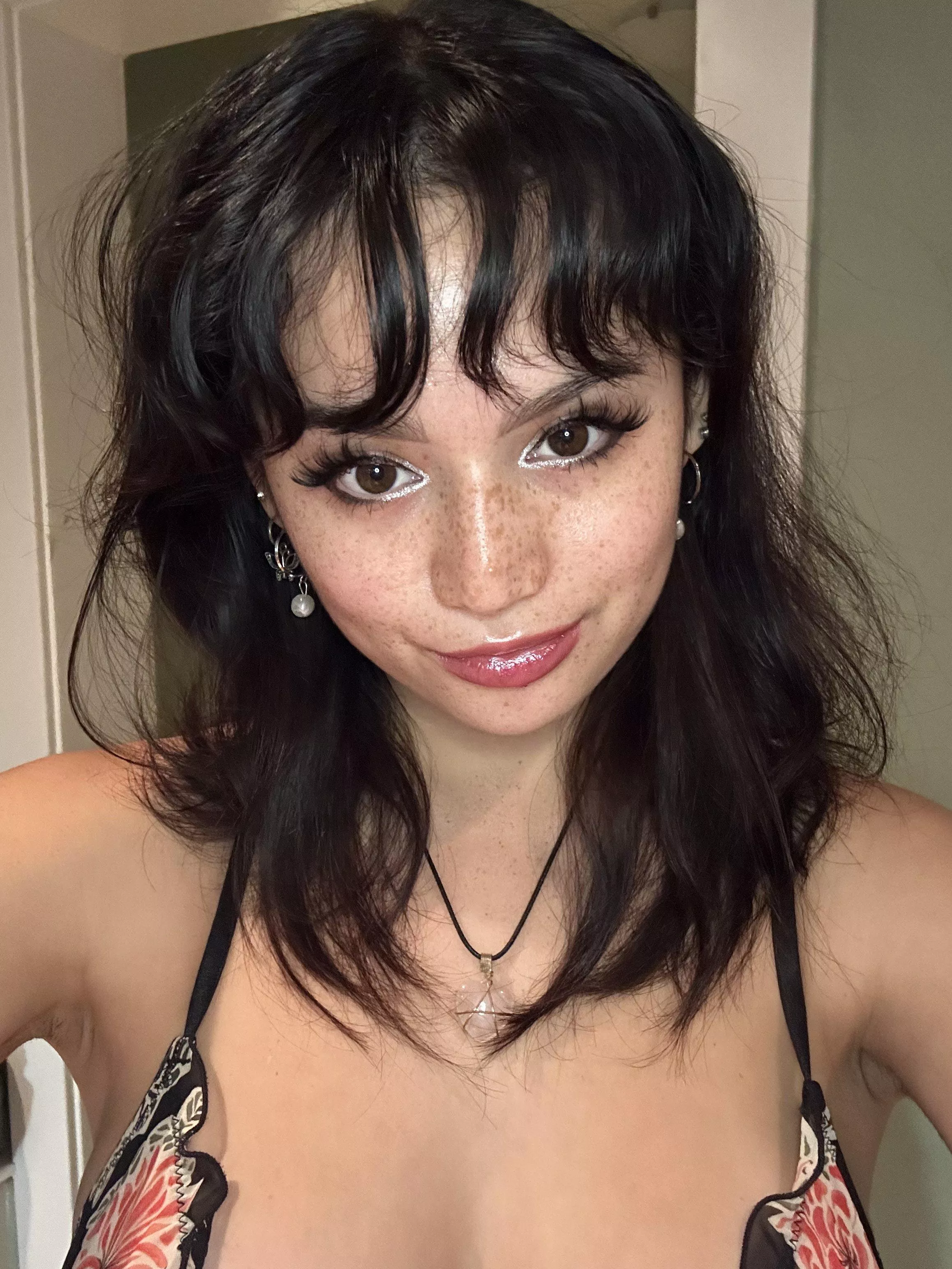 POV: you're on a date with a freckled princess.