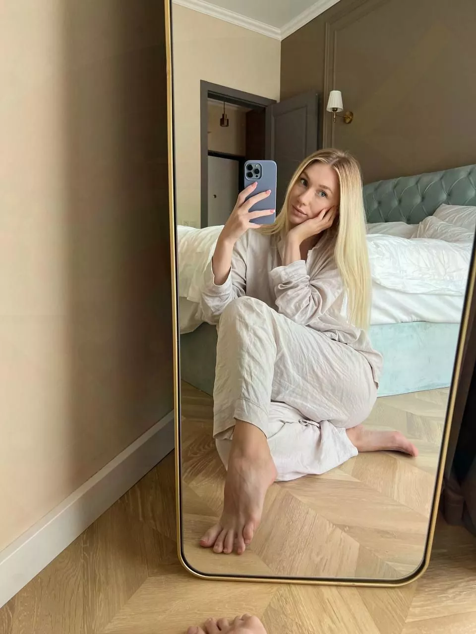 the perfect space for you to put your face