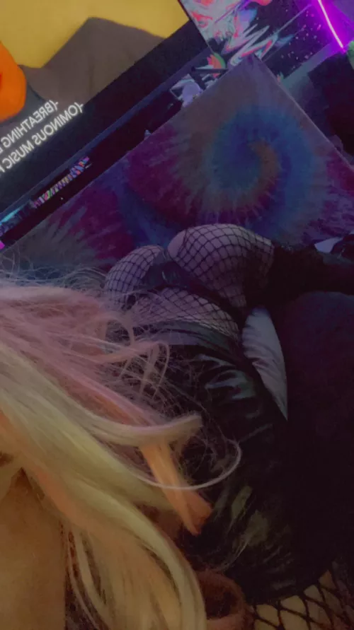 Waiting for you 😜