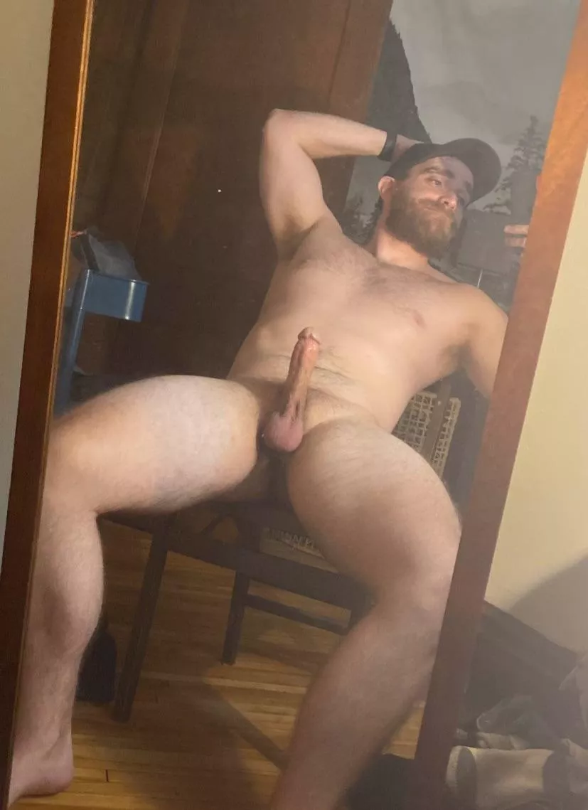[31] Come take a seat. Dm me