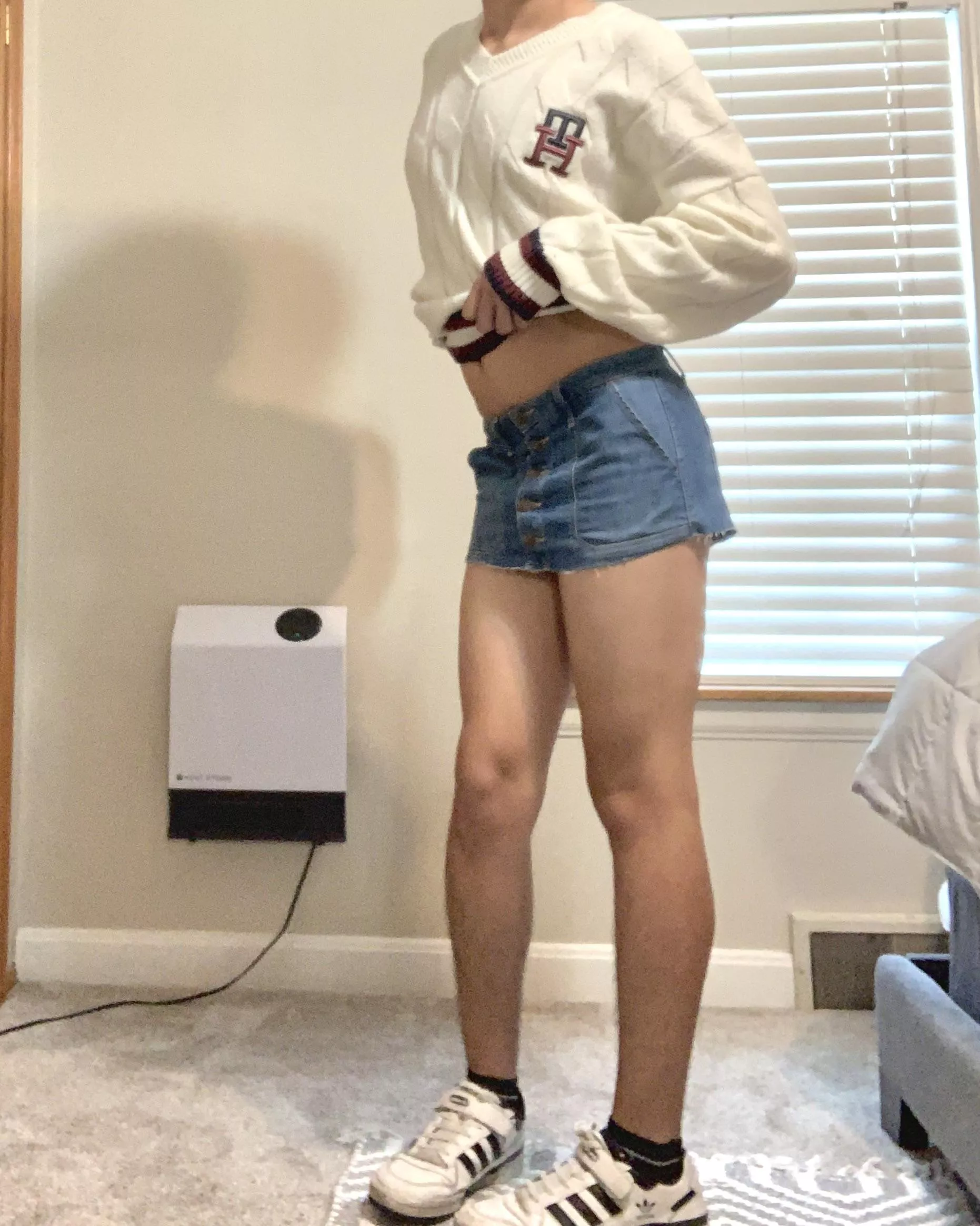 all I need is someone who wants to show me off <3