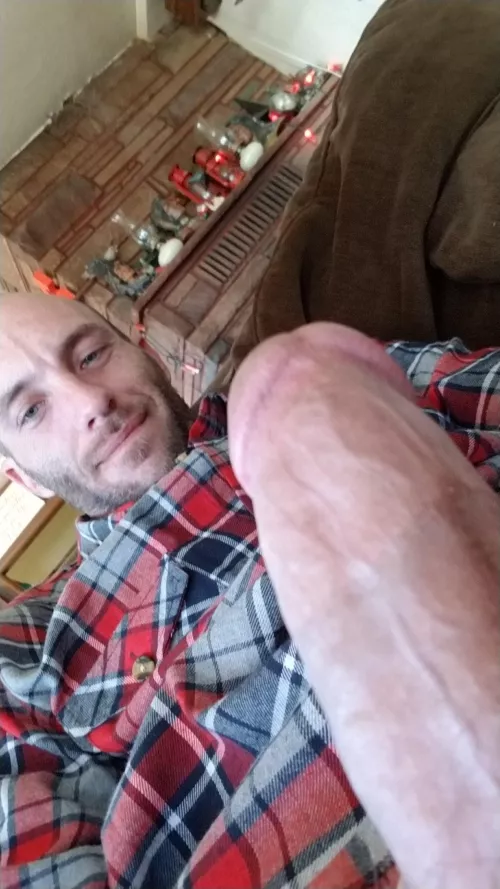 Bro, nice flannel. (36)