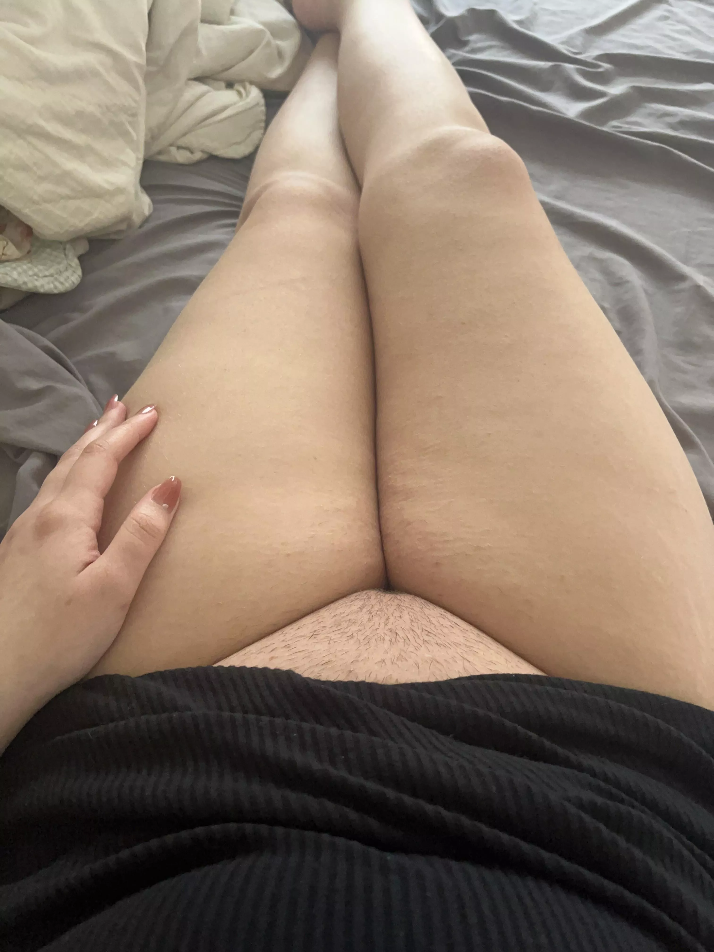 Can you stretch out more than my long legs? [F]