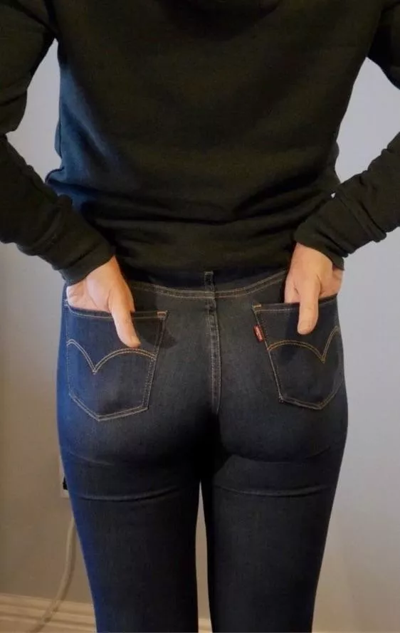 Do these jeans look ok?