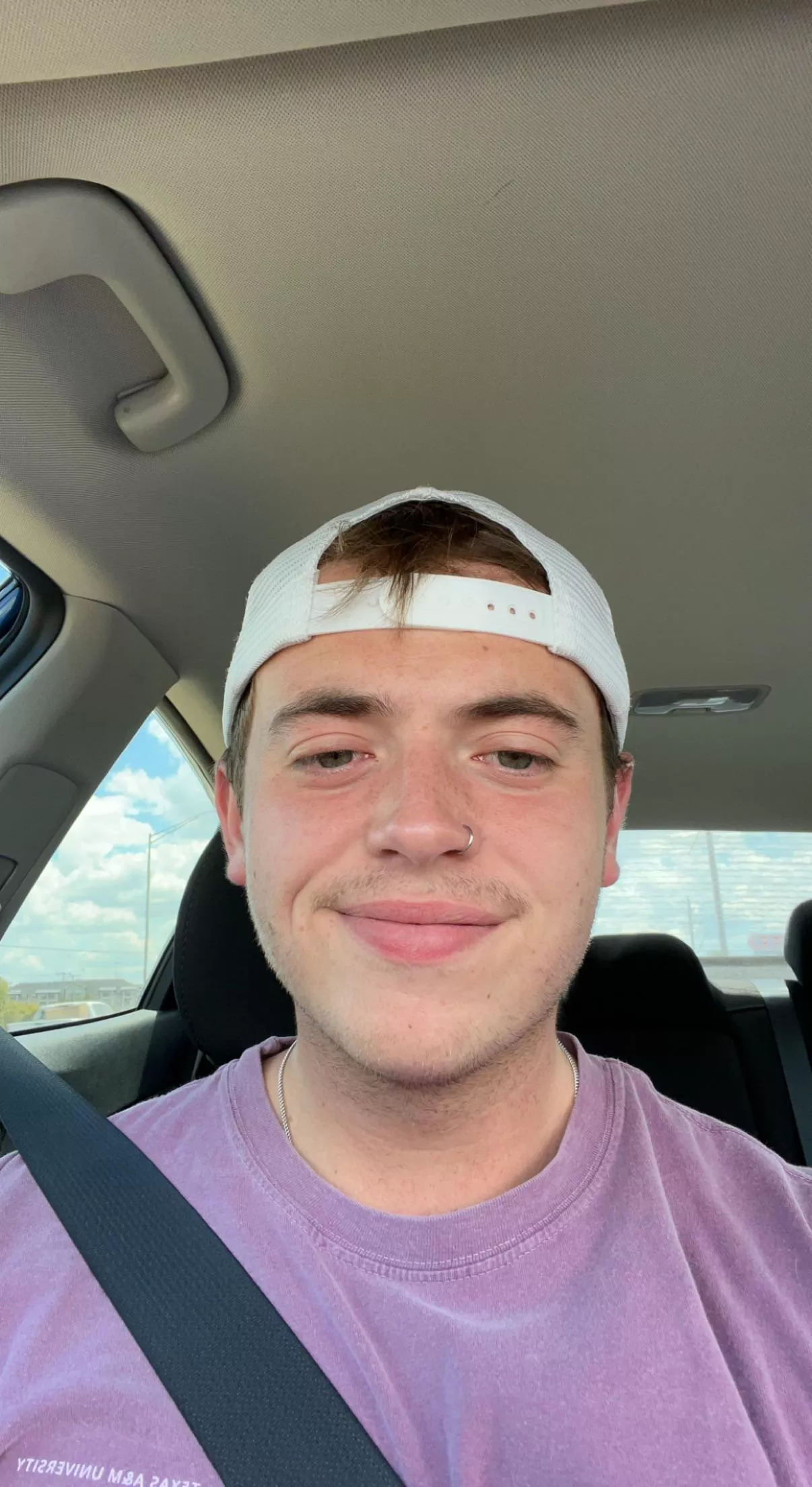 Howdy everyone :) Howdy everyone :)