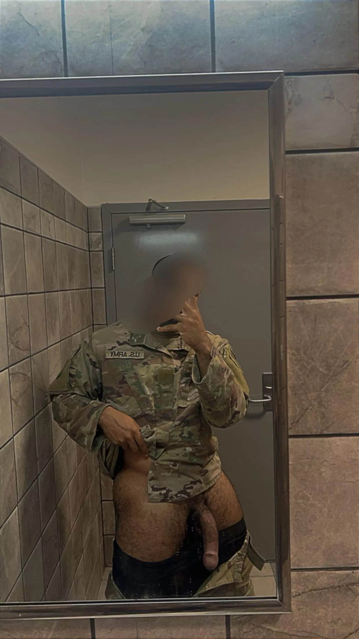 I always get the horniest at work and no one to help me 😩