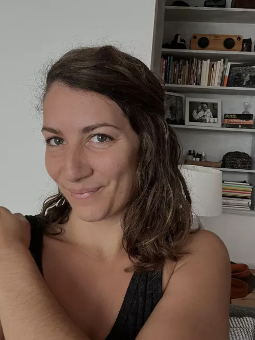 I don’t want to work 💁🏻‍♀️ [f]