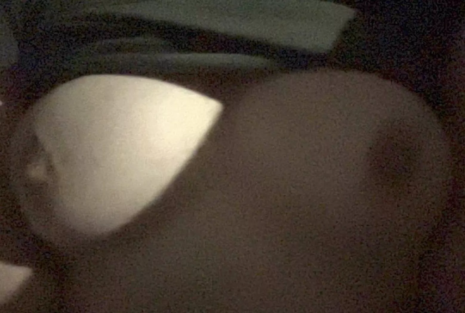 im trying again is this a better picture 😅 sorry its dark