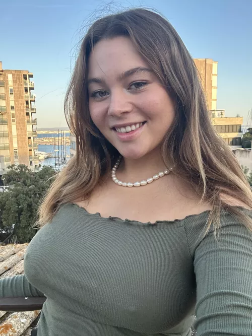 Just wanted to get some fresh air and then decided to take a selfie