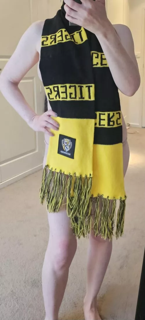 My team aren't playing today 😢, but happy grand final everyone anyway 😊🍻