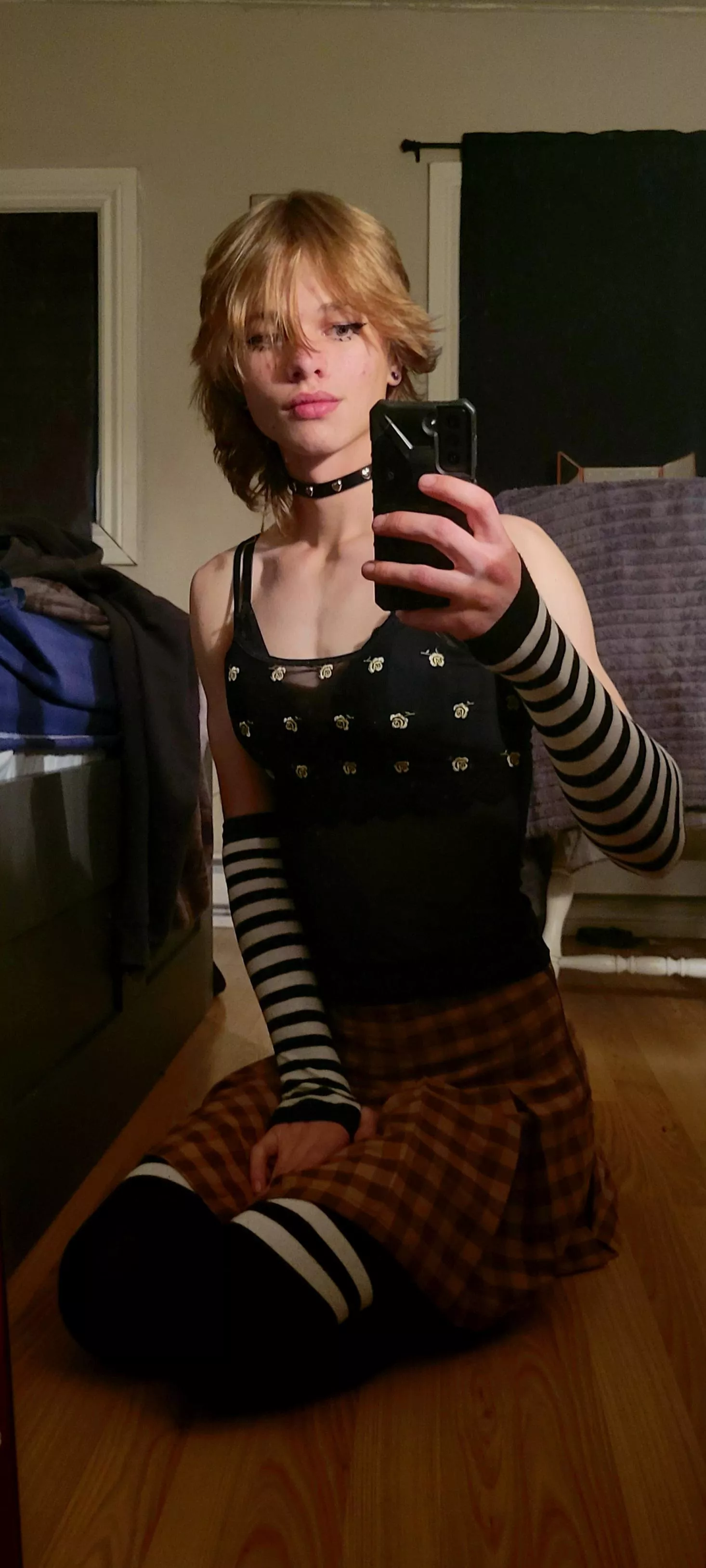 Sending some femboy love to all ❤️