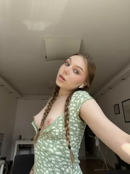 take my hand and cum with me