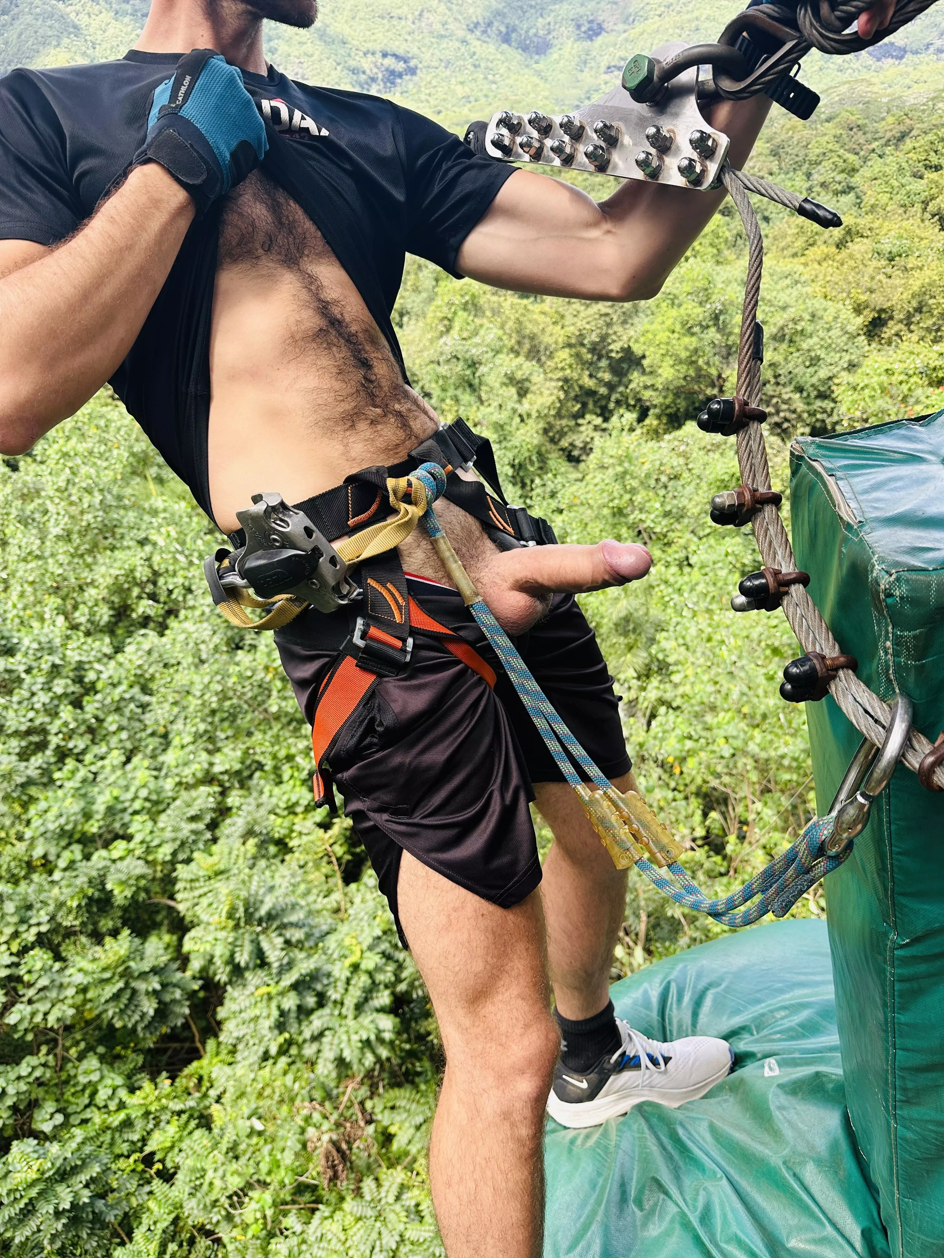 This is how to say goodbye 👋🏻 to the island of Moorea !
