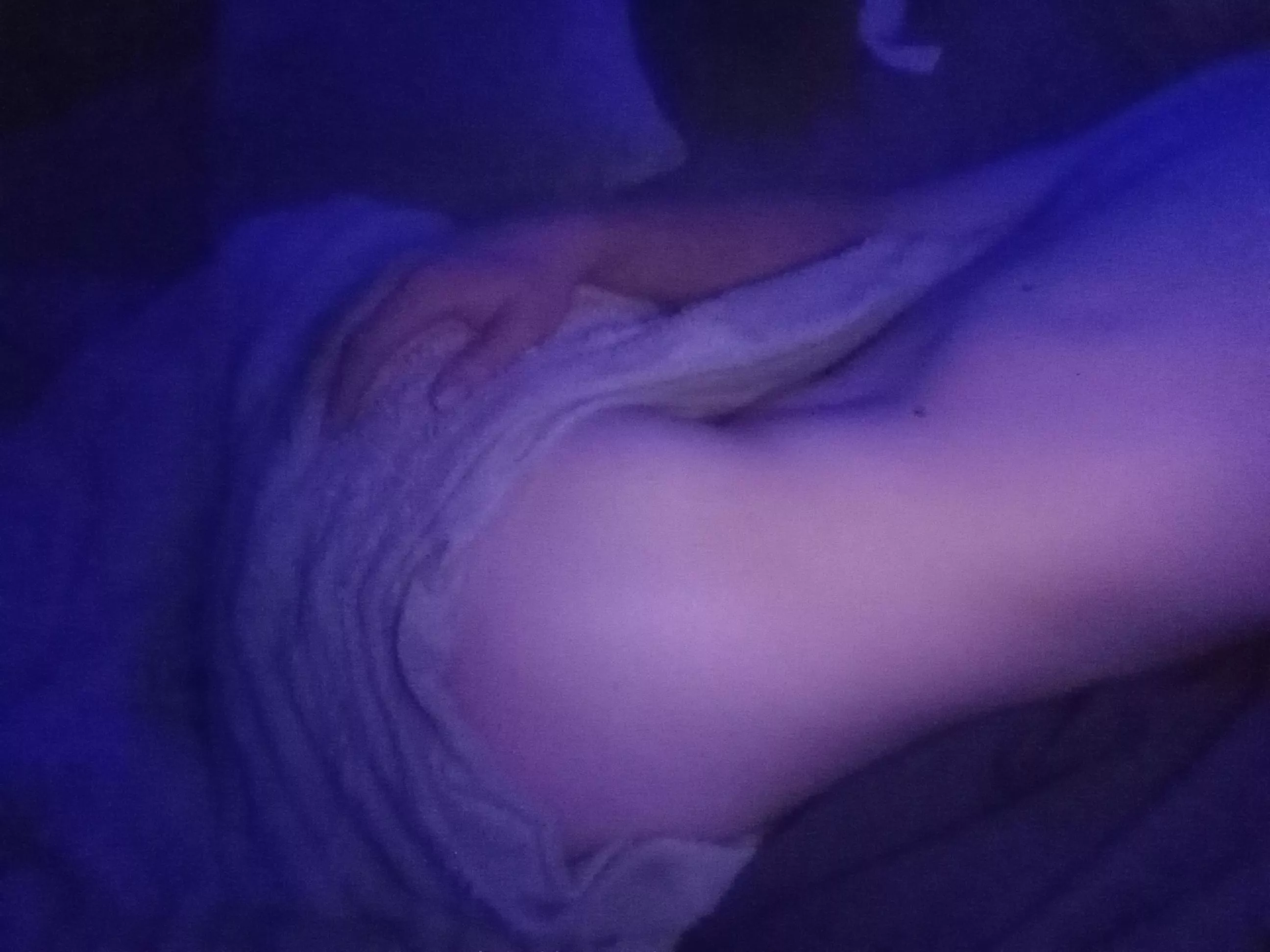 This is my first time posting anything like this >w< I hope some here like it.