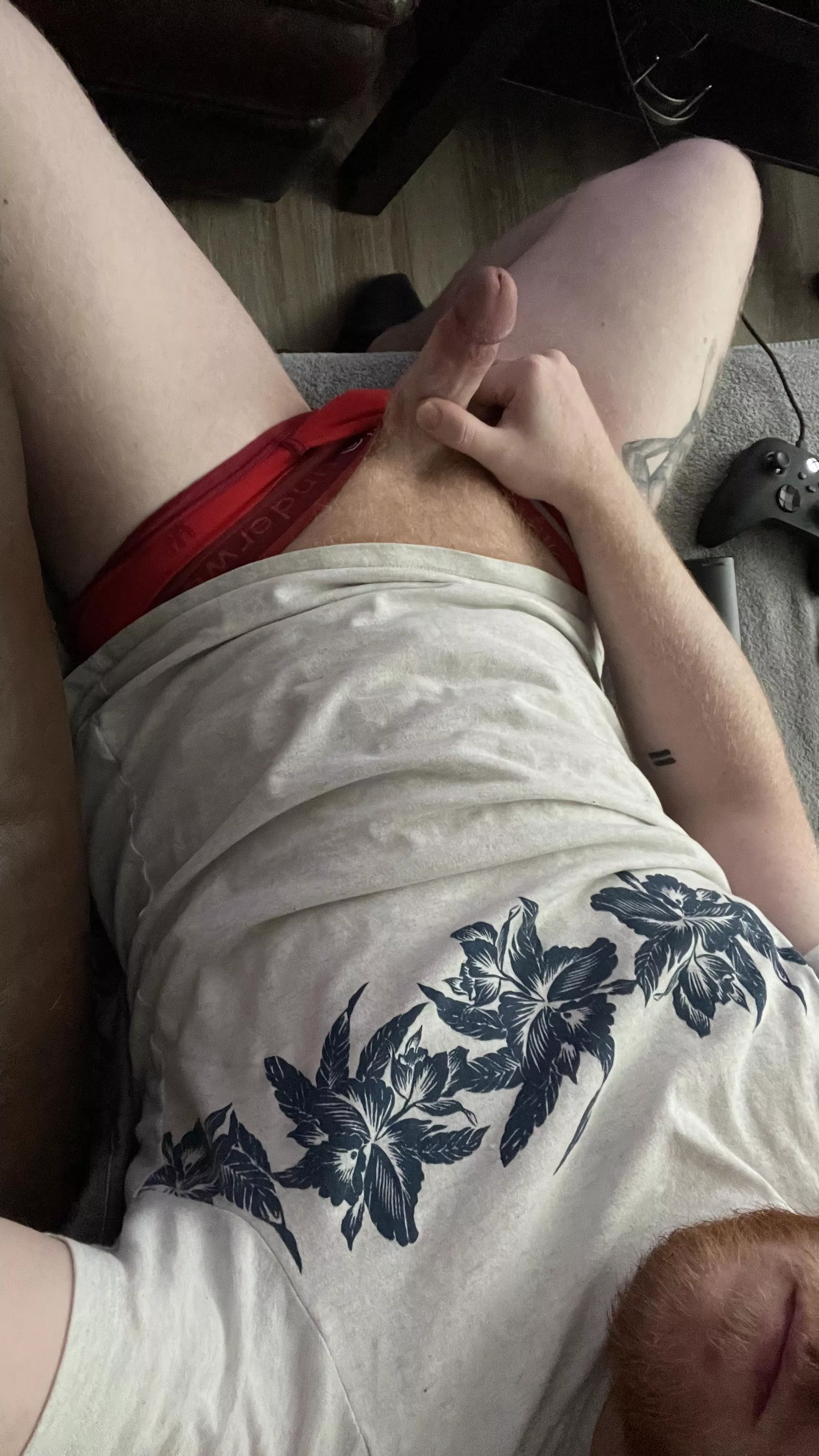 Wanna play? Whoever loses has to strip ;)