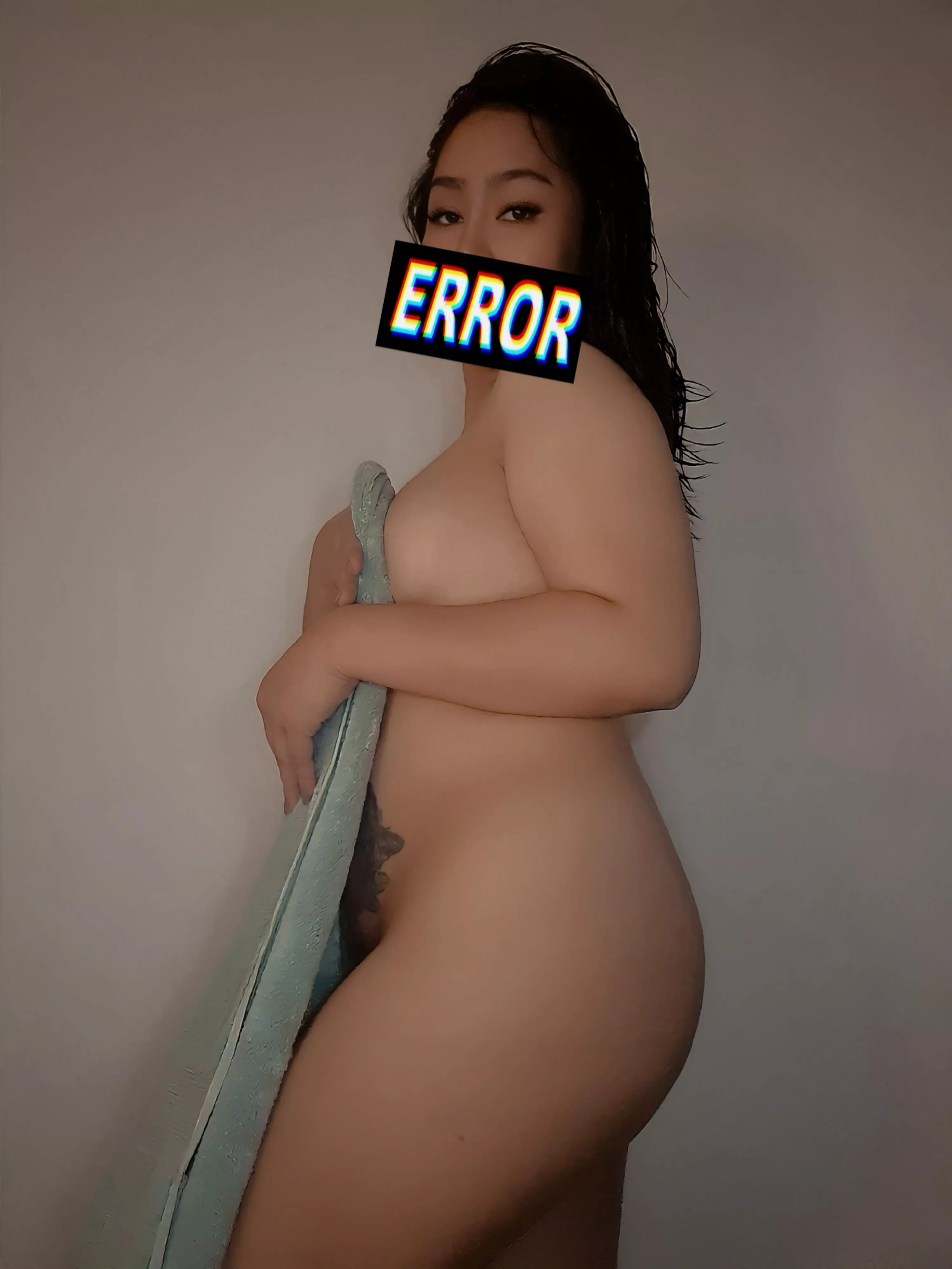 What's also nice about a work-(f)rom-home setup is that you can take a shower on your break. 😁😁😁😋👌