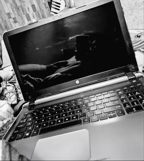 When your girl is working on weekends and you got nothing to do and all you could do is wait for her! [M]