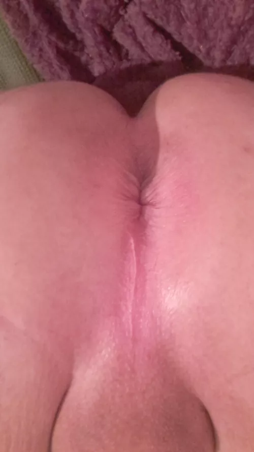 Who wants a freshly shaved bussy?