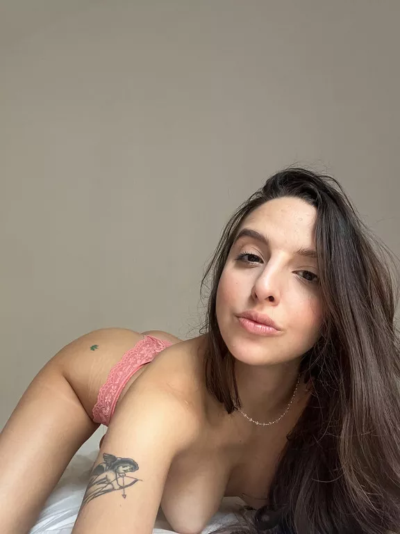 Would you ever taste a petite teen w hangers?