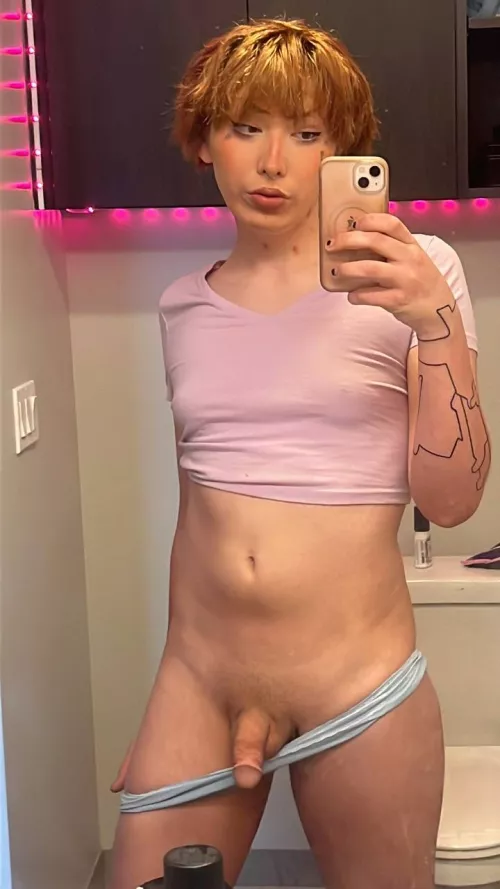 would you feel honored if you got random nudes from me?