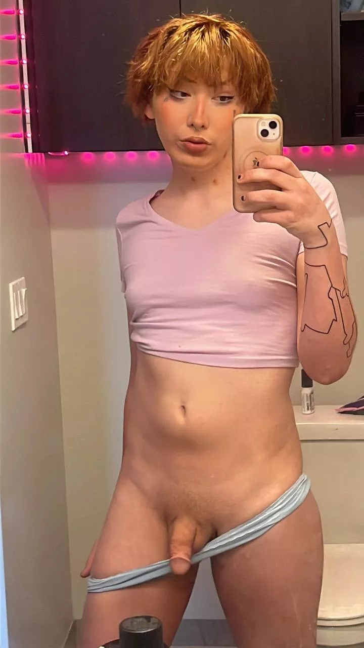 would you feel honored if you got random nudes from me?