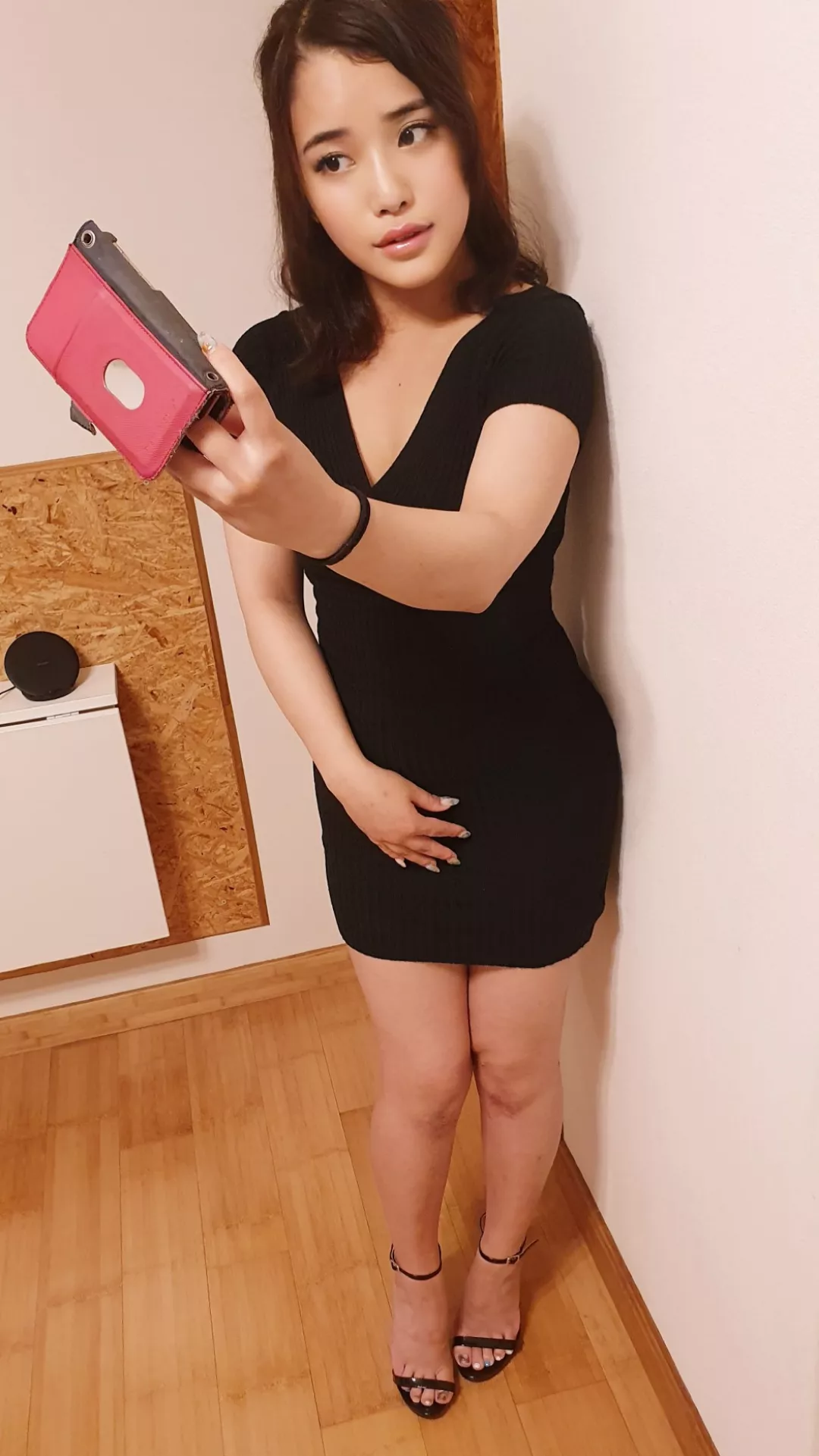 Do you love my dress?