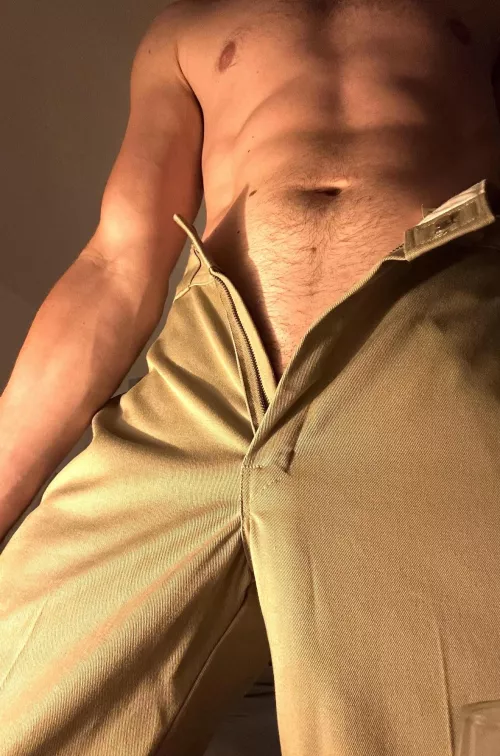 Don’t tell your friend you want to fuck the quarterback 🫢