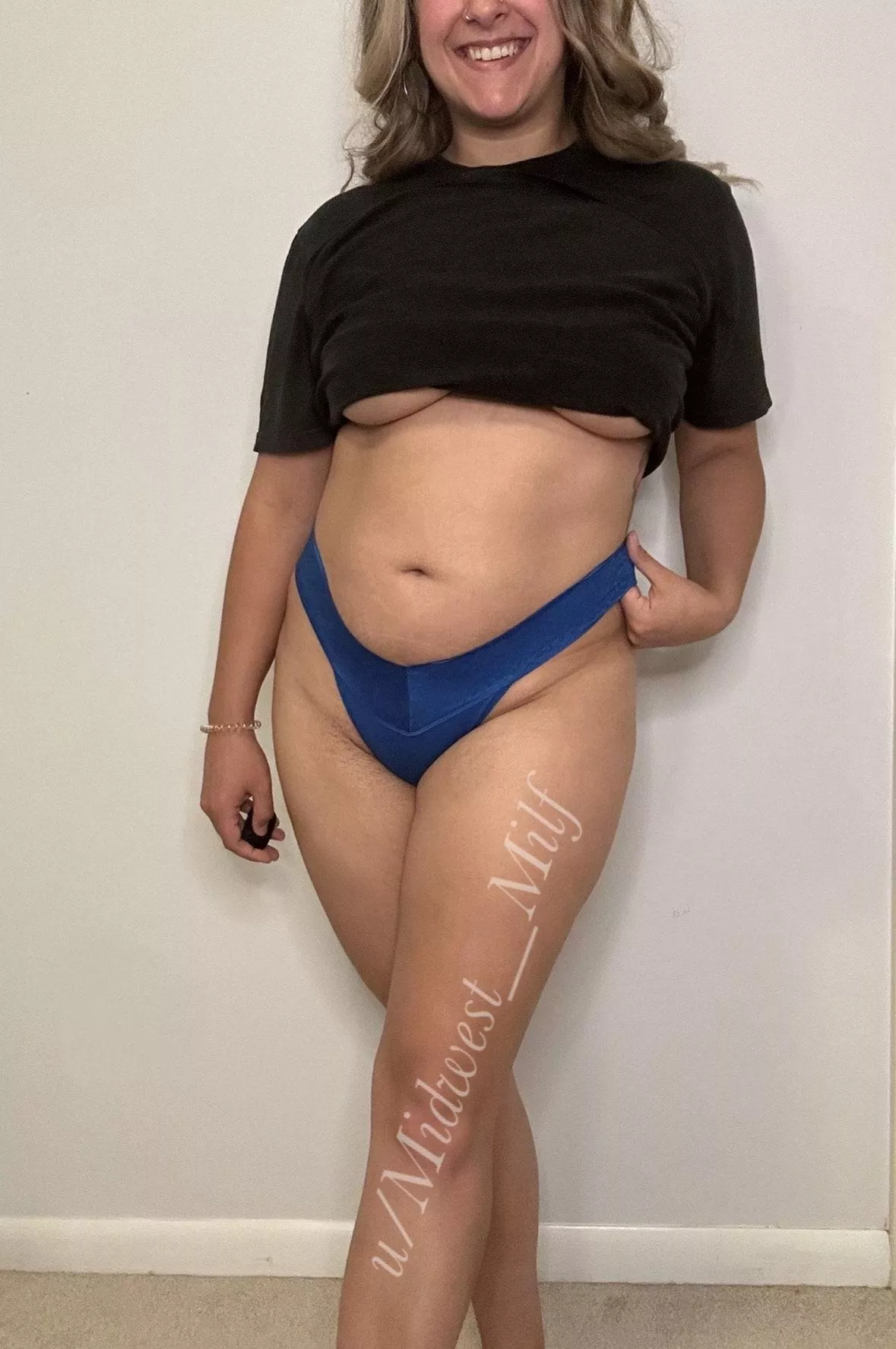 Feeling 'blue' never looked so good! [selling] [USA]