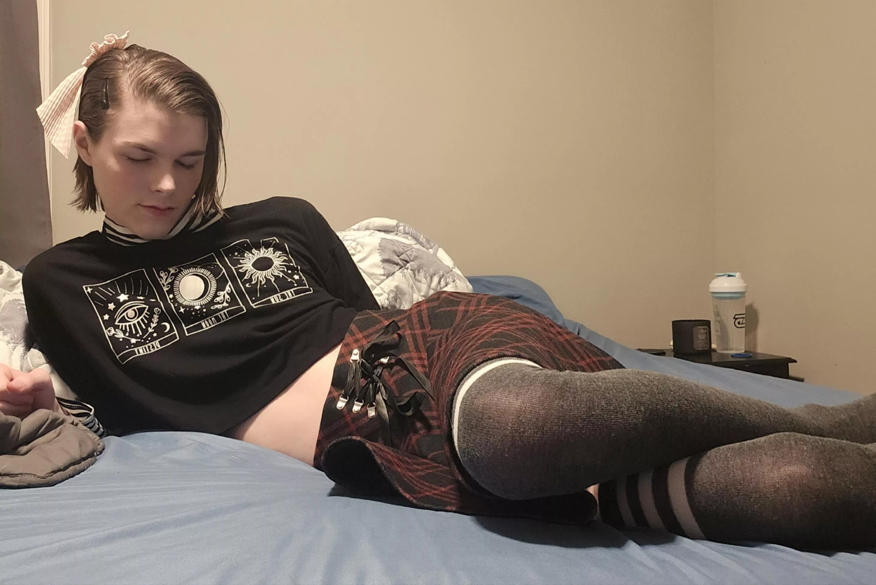 First post with face and makeup 😖