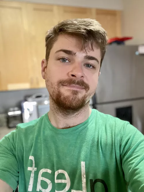 Messy hair and a bit scruffy this morning :)