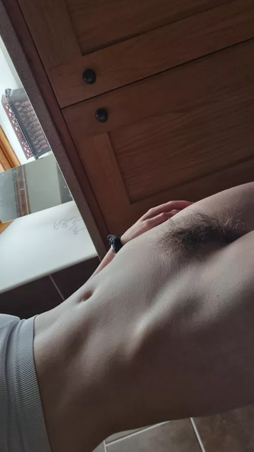 Needs a bittttt of a shave 😵‍💫😵‍💫