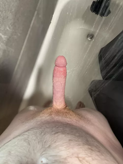 Sunday morning showers>>