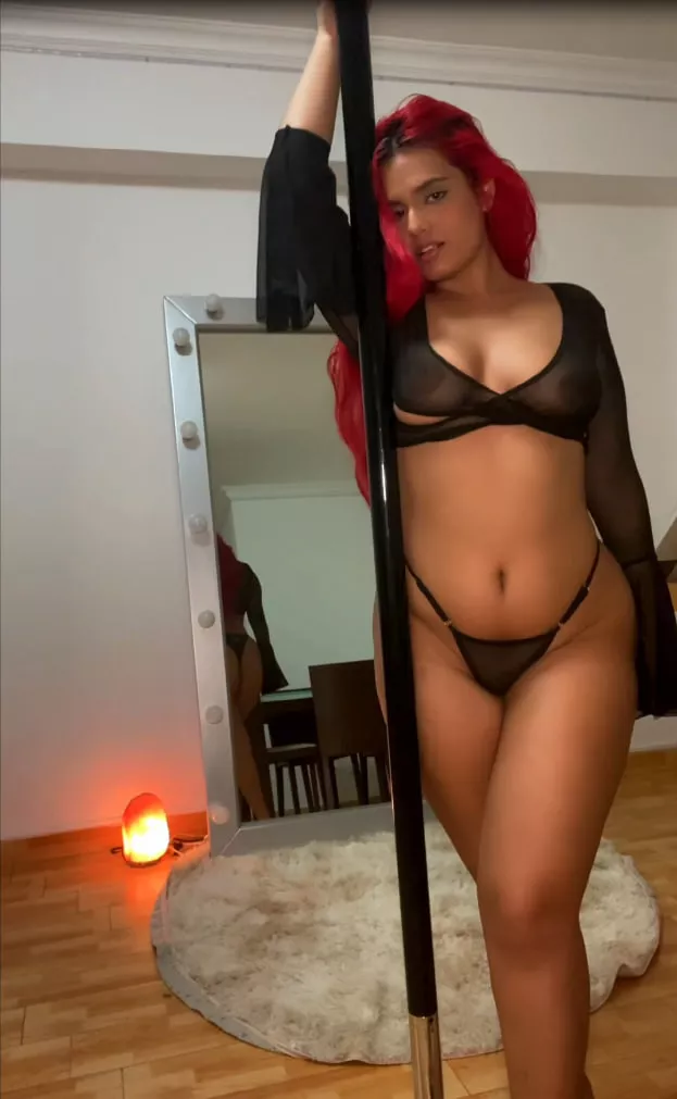 Would you mind daily nudes from me?