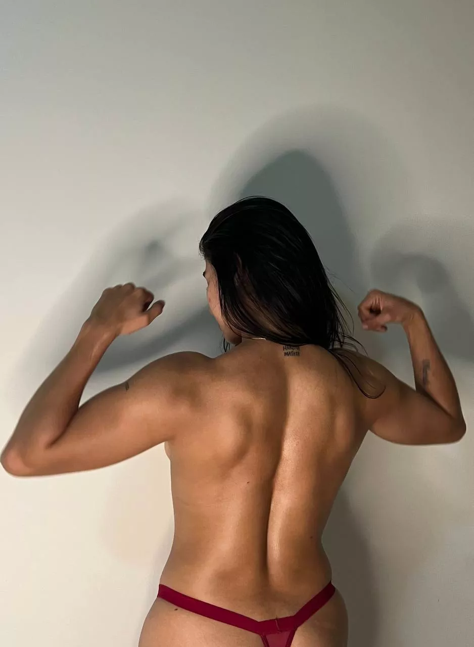 Are muscles on a girl a turn on or turn off?